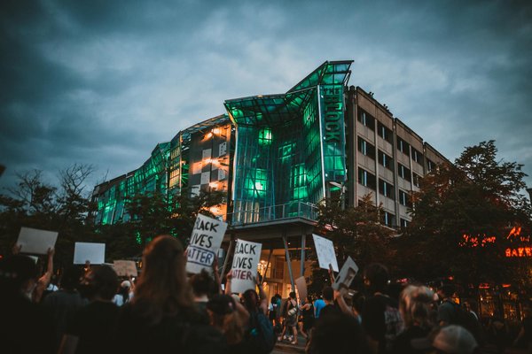 Investir Éthiquement : Comment Allier Profit et Responsabilité Sociale ?